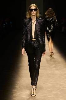 00007-tom-ford-spring-2024-ready-to-wear-credit-gorunway