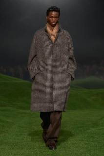00003-zegna-fall-2025-menswear-credit-gorunway.jpg